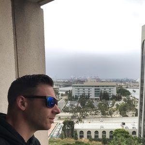 Meet your Posher, Anthony